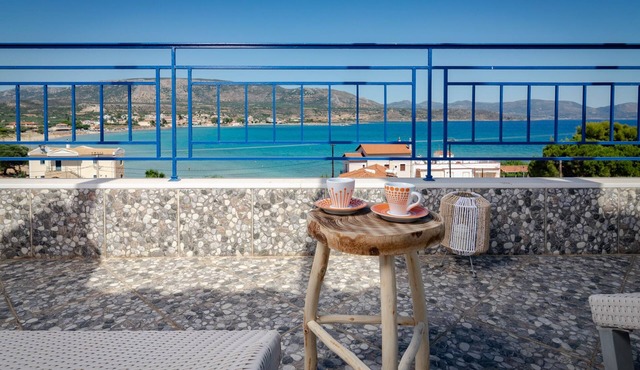 SeaView flat few meters from the Beach