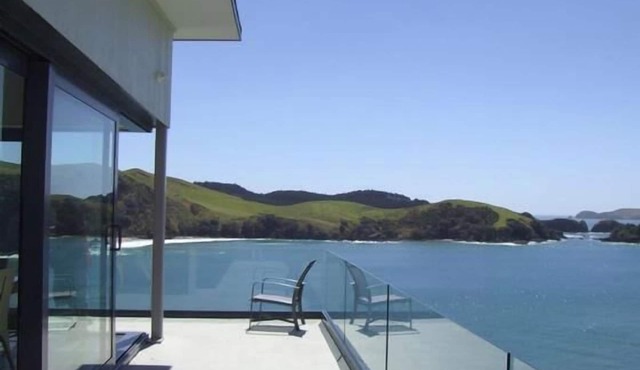 Seaview Point Stunning clifftop house