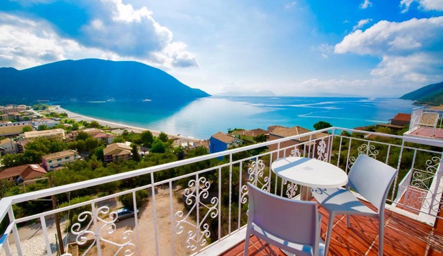Seaview Rooms