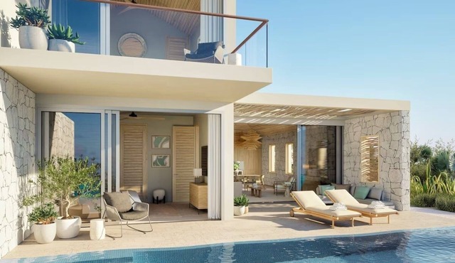 Secluded Oceanfront Sanctuary – Bright Suite w/Scenic Terrace