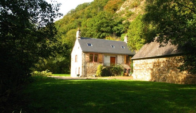 Secluded Cottage retreat by a river, woods, hillside with extensive grounds