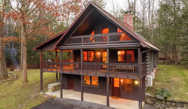 Secluded A-Frame Cabin: Hot tub, Views, EV charger