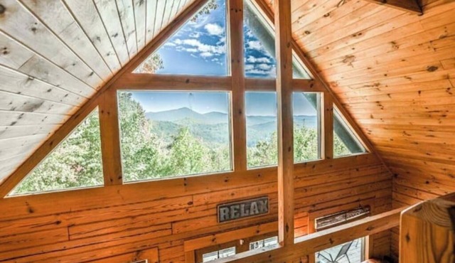 Secluded A-Frame Cabin-Hot Tub-Views-3 mi to town!
