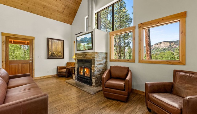 Secluded Cabin on 132 Acres, 2 Miles to Purgatory Ski Area