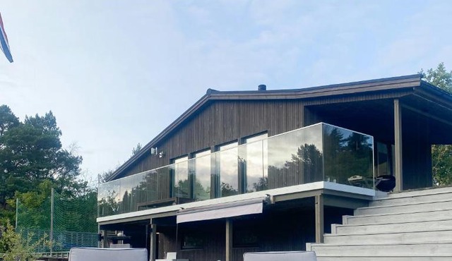 Secluded Cabin With A View And Ball Court