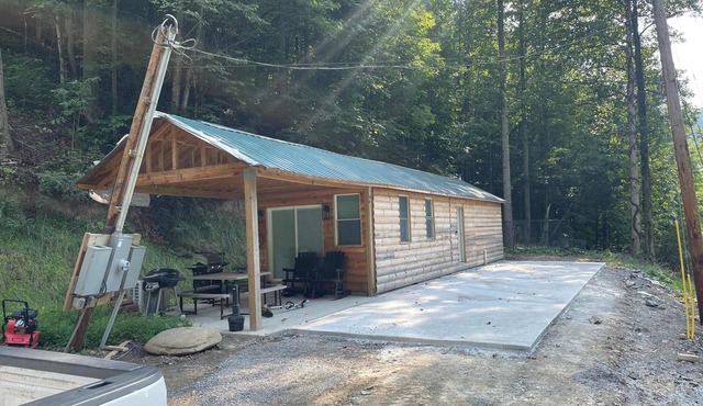 Secluded Cabin with King size bed
