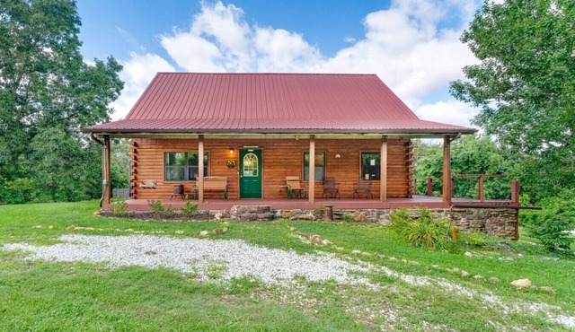 Secluded Harrison Retreat w Fire Pit & Deck