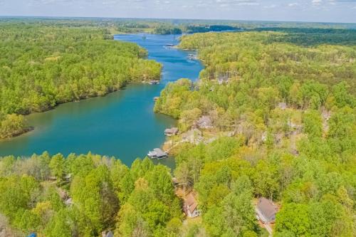 Secluded lakefront home w/private beach, deck, gas grill, firepit, lake views