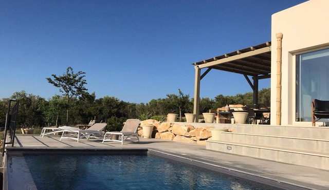 Secluded Modern Villa with stunning country views , views of Noto and Etna