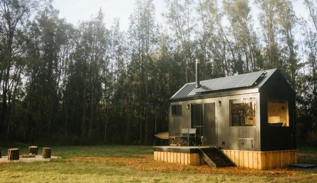 Secluded Off-Grid Cabin in the Hunter Valley - Leo