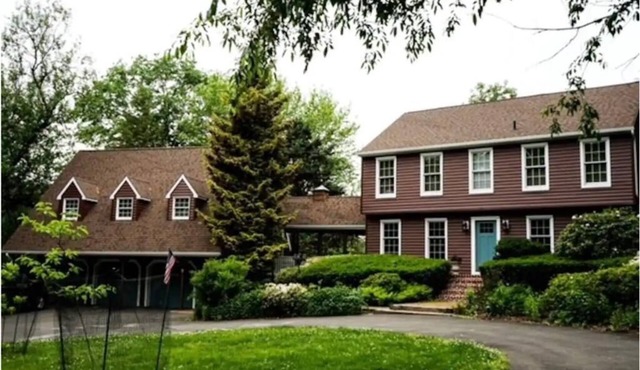 Secluded Private Guesthouse - Doylestown Twp