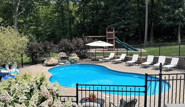Secluded Ranch Retreat with Pool, Hot Tub,Sauna