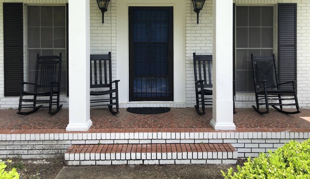 Secluded Ranch Style Home perfect for events.