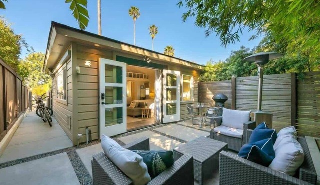 Secluded Windansea Beach Rental Cottage