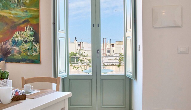 Second floor suite/apartment with terrace