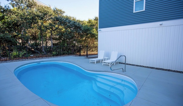 Second Row Ocean View Retreat w/Pool and Elevator