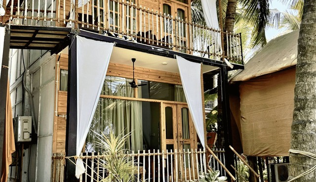 Secret Garden - Premium Hut #2