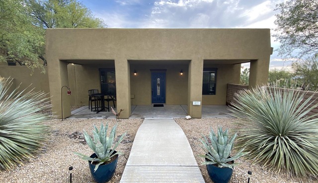 Secured on Gated/Walled Estate near Dove Mtn/I-10/Oro Valley/Golfing/Hiking