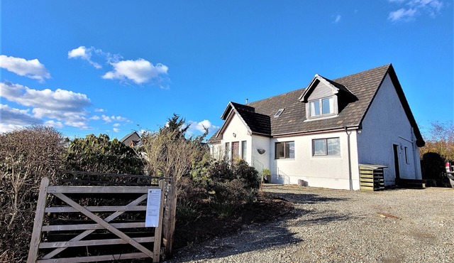 Sedna - luxury holiday home with spectacular sea views