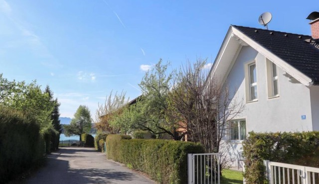 Seehaus Blue Faak by Interhome