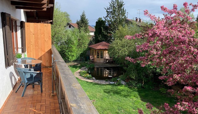 Seenahe apartment with large balcony