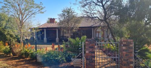 Sekelbos Cottage