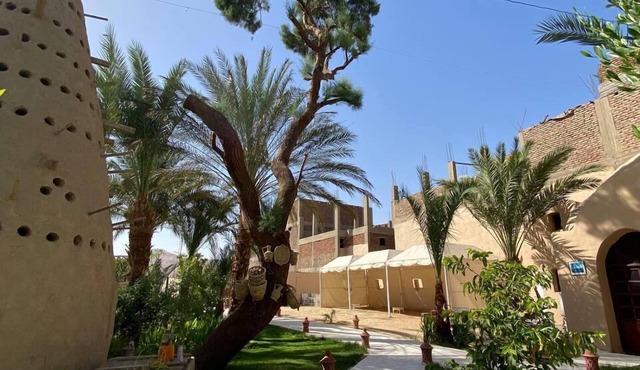 sekhmet hotel
