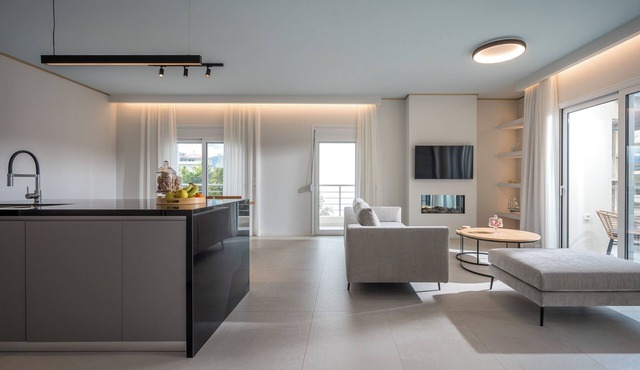 Selas Spacious fully equipped 3 BDR Apt by Hospi