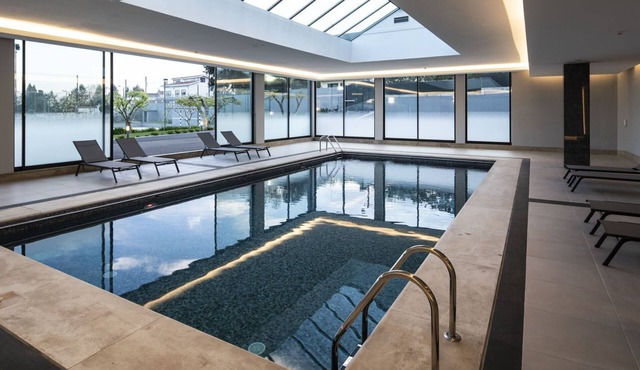 Selection - AL - Seven Bedroom House, Sleeps 14
