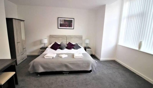 Self Catered Accommodation With Parking