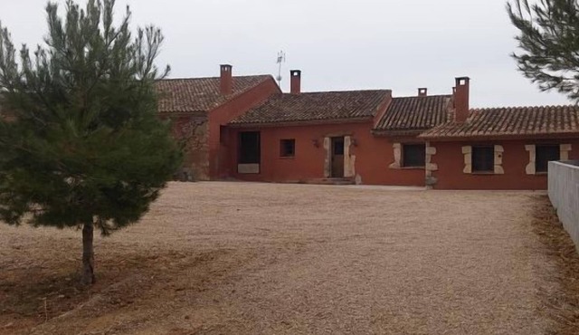 Self catering Can Cruset Agroturisme for 12 people