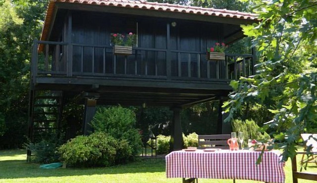 Self catering Quinta Lamosa - responsible tourism for 2 people