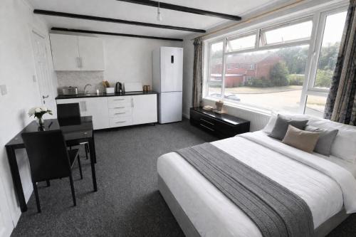 Self-contained Studio Slough, Berkshire