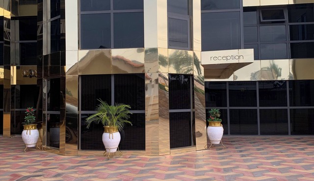 Selwilliam Hotel