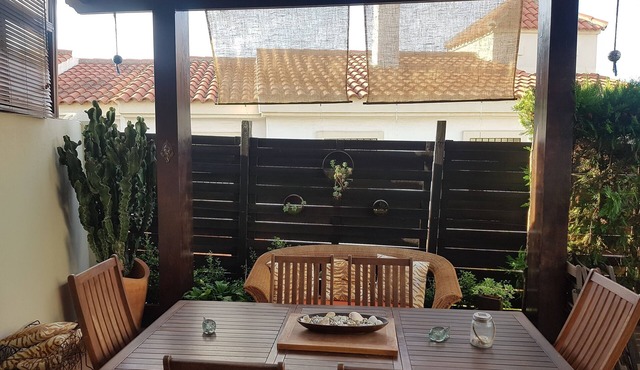 SEMI-DETACHED CHALET NEAR THE BEACH