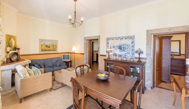 Semi-detached holiday home on an estate with a swimming pool