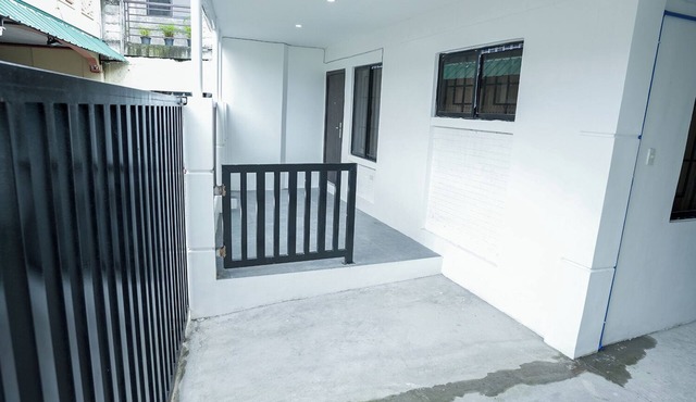 Semi-detached newly renovated home in a friendly neighborhood
