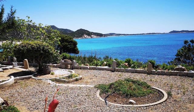Semi-detached seafront terraced house with private garden IUN P5807 VILLINO 1.