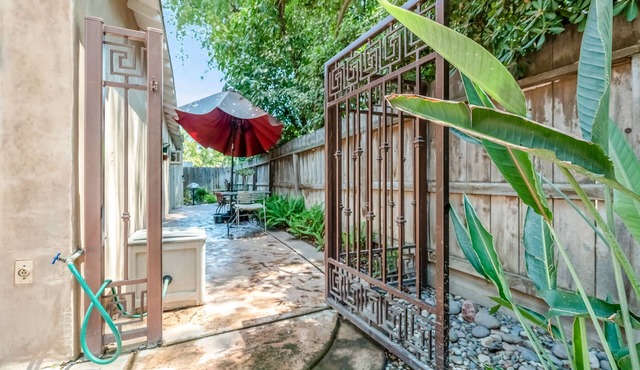Sequoia Studio w/Private Patio
