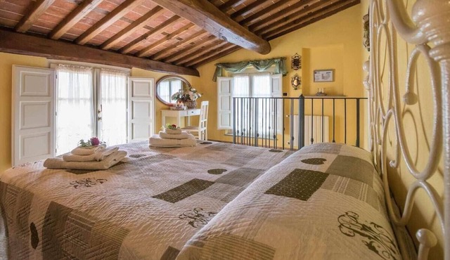 Serena, private pool & WiFi. Walk to restaurant.