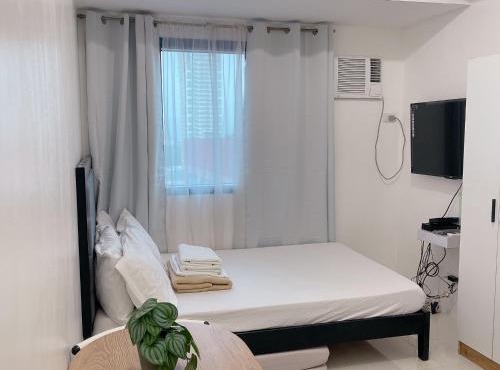 Serene Condo Unit in Front of US Embassy