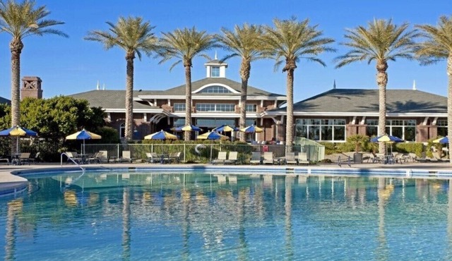 Serene Estrella Mountain Retreat