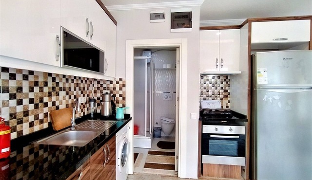 Serene Flat w Backyard 5 min to Konyaalti Beach