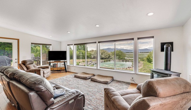 Serene Home w/On-Site Pond & Decks in Chiloquin!