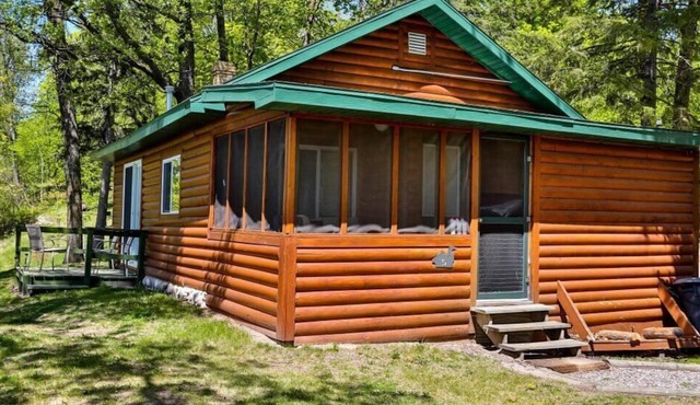 Serene Lakefront Cabin - Steps from Big Turtle Lake