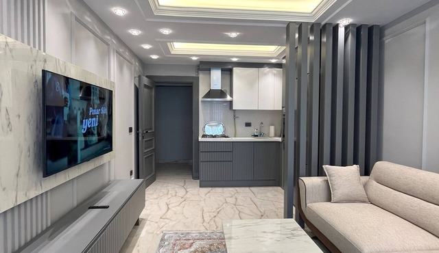 Serene Luxury Studio next to ISTANBUL Fisekhane & Marmaray Metro Station