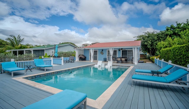 Serene Poolside Sanctuary