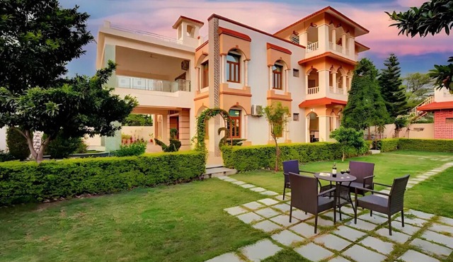 Serene Sands by Ebony Stays – Peaceful Udaipur Retreat with Hill Views