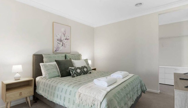 Serene Sullivan - Modern, Convenient, Pets Allowed