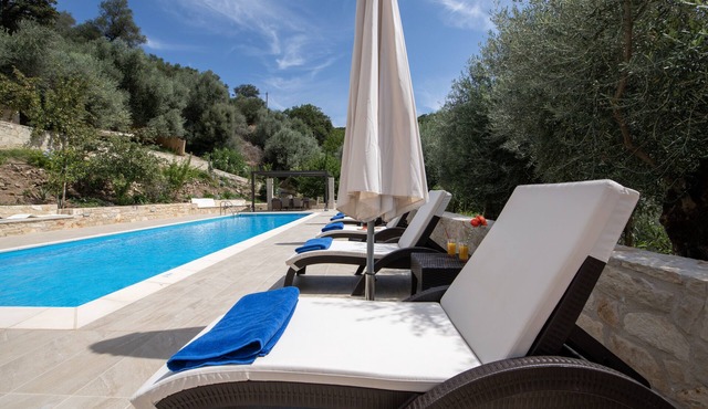 Serenity River Villa | Feel The Serenitynof the River